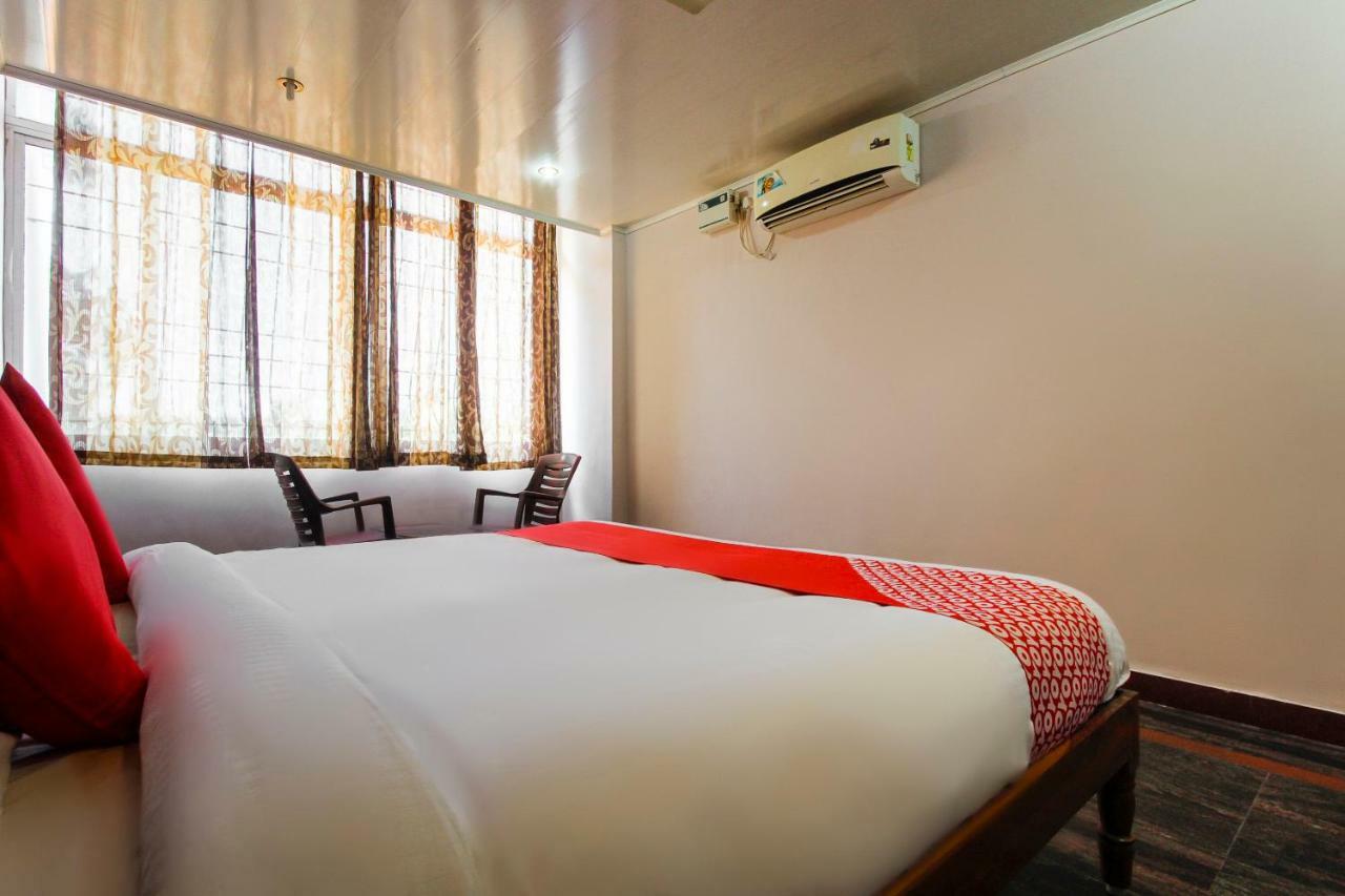 Oyo 45475 Annai Lodge Thanjavur ภายนอก รูปภาพ