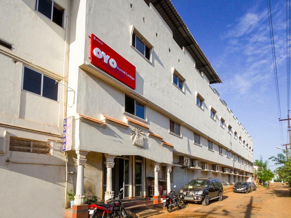 Oyo 45475 Annai Lodge Thanjavur ภายนอก รูปภาพ